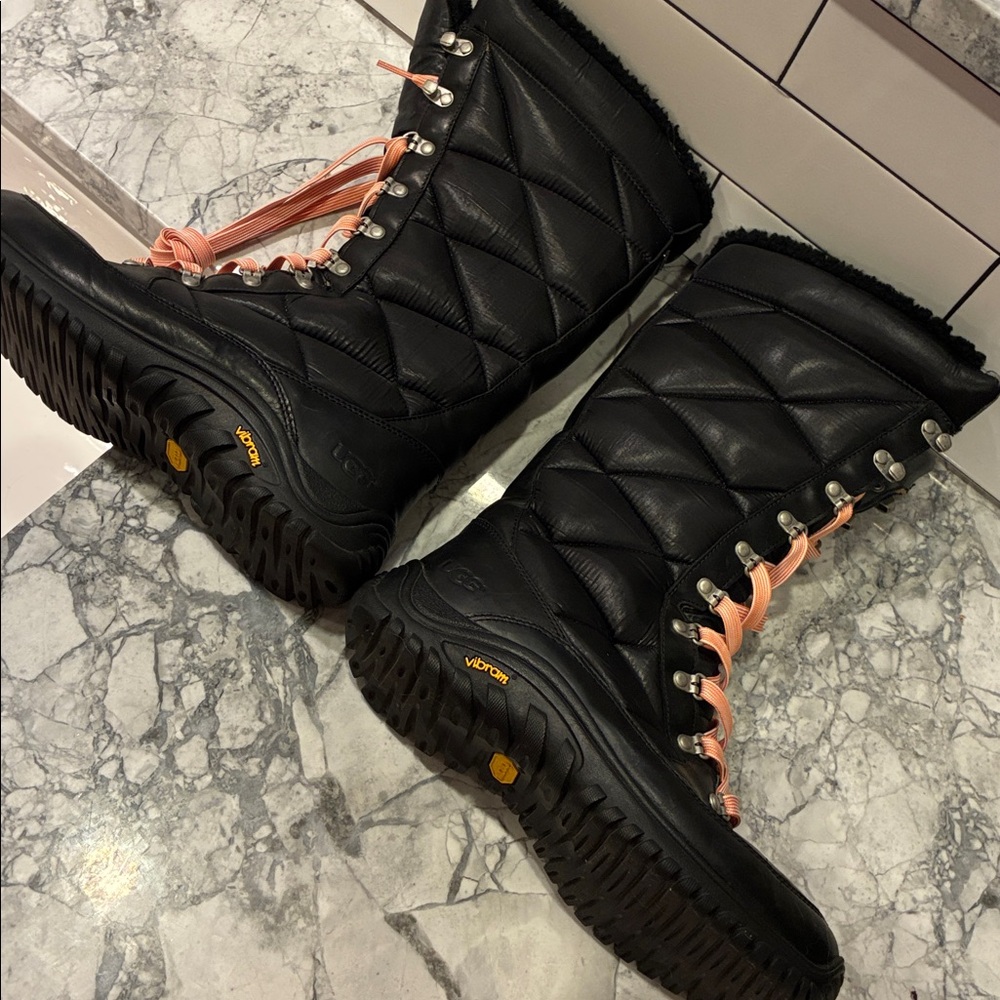 UGG Black Winter lined waterproof Lace-Up Boots  Pink XL long Laces 10m - Picture 10 of 12